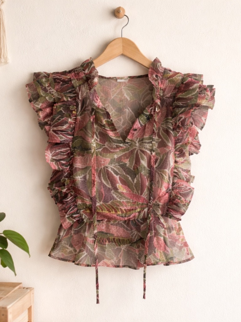 Sheer blouse by Elan. will need camisole under. Cute w/some shorts. New w/ tag